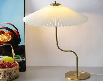 Umbrella type floor lamp